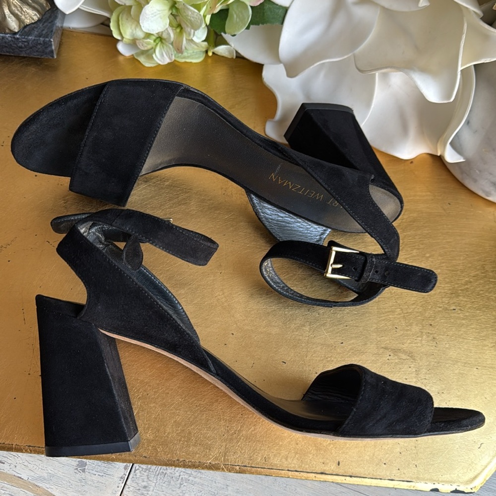 Stuart Weitzman Heeled Sandal in Black Suede